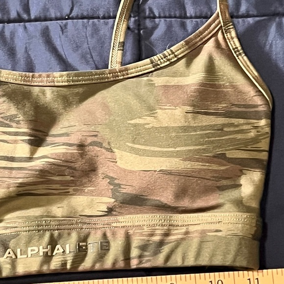 Alphalete Limitless Camo Sports Bra XS - Picture 7 of 9